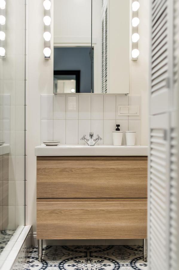 Stylish Apartment In The Heart Of Kaunas Old Town Bagian luar foto