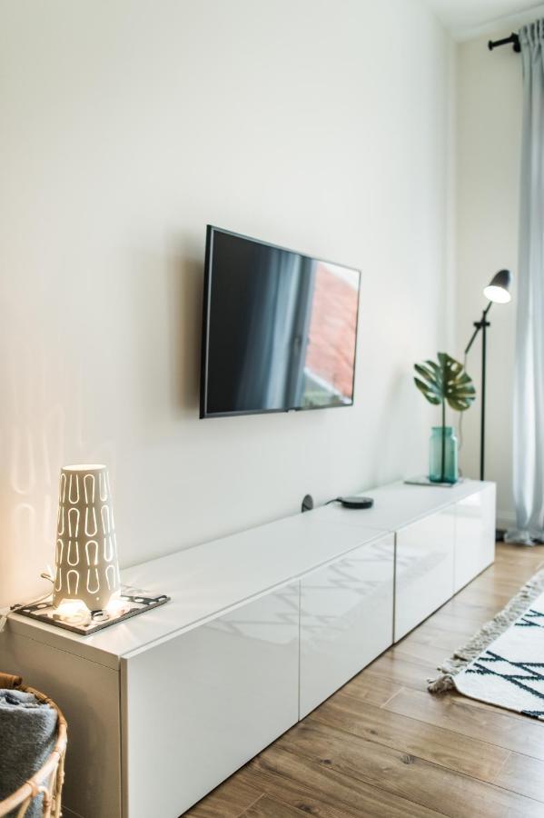 Stylish Apartment In The Heart Of Kaunas Old Town Bagian luar foto