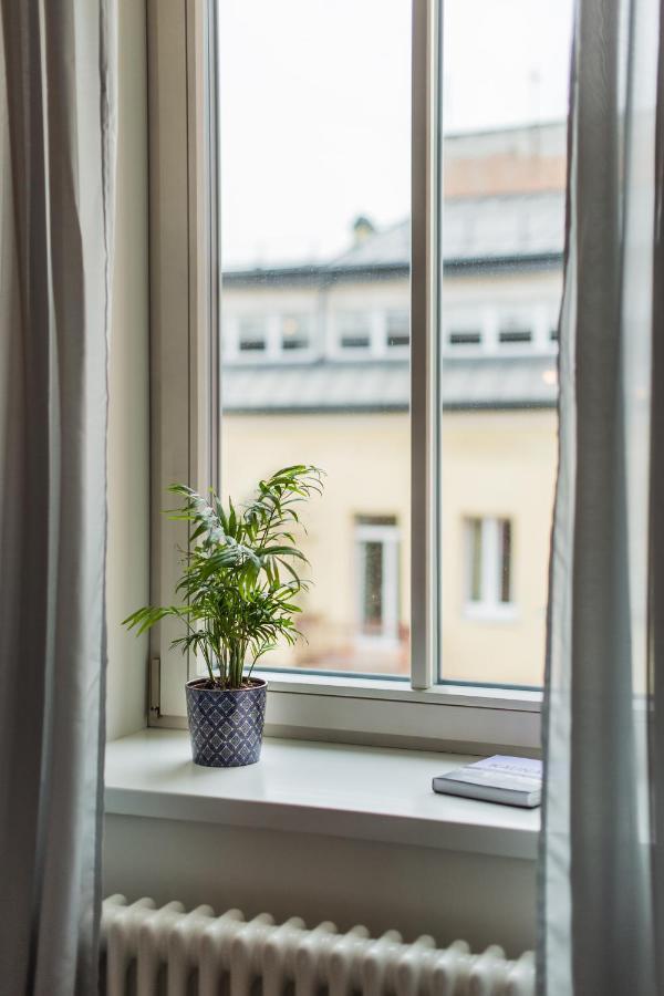 Stylish Apartment In The Heart Of Kaunas Old Town Bagian luar foto