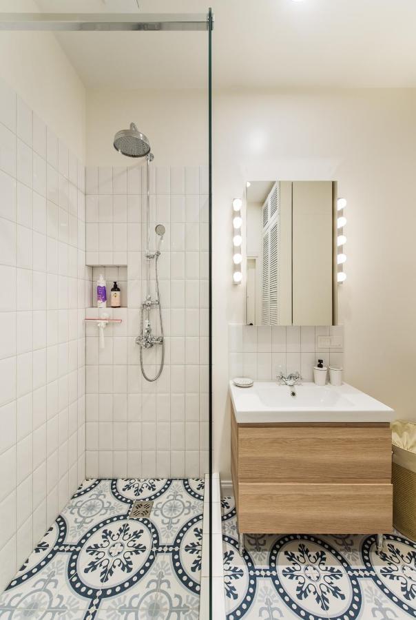 Stylish Apartment In The Heart Of Kaunas Old Town Bagian luar foto