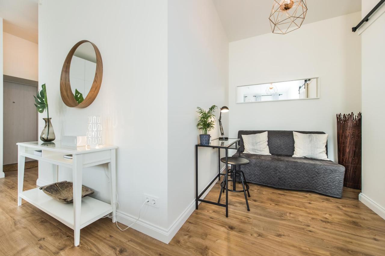 Stylish Apartment In The Heart Of Kaunas Old Town Bagian luar foto