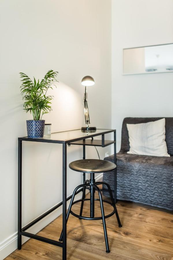 Stylish Apartment In The Heart Of Kaunas Old Town Bagian luar foto